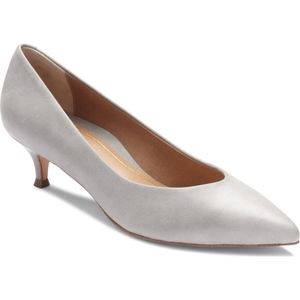 Vionic | Josie Kitten Heel in Light Grey NIB